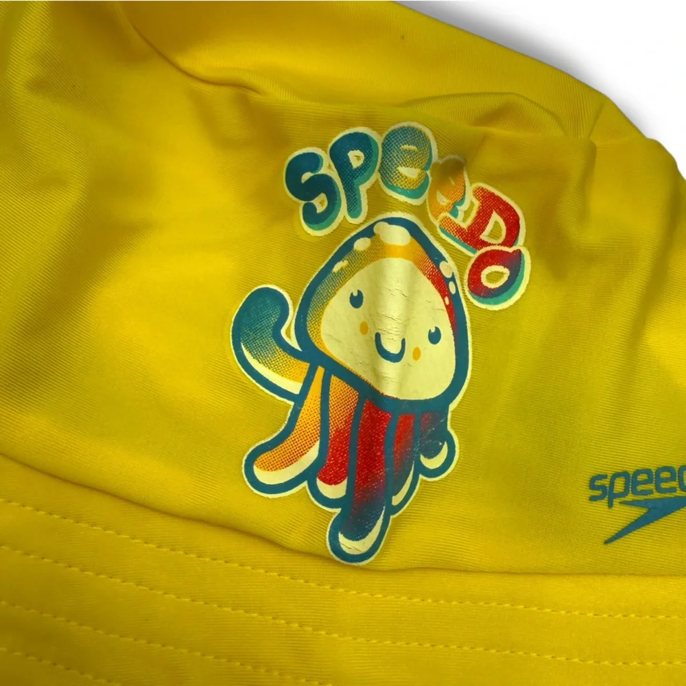 Speedo yellow bucket